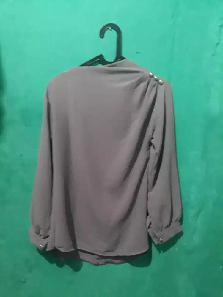 Dijual baju atasan wanita