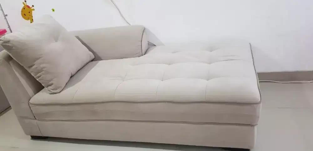 Sofa empuk mulus 90%