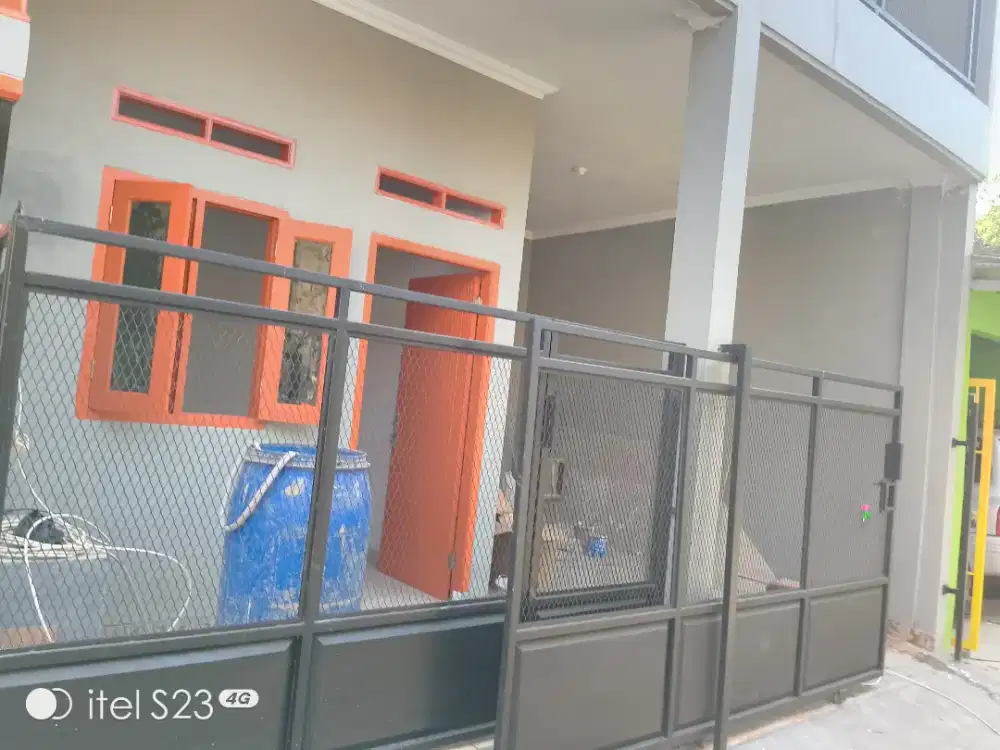 Rumah perkampungan 2 lantau