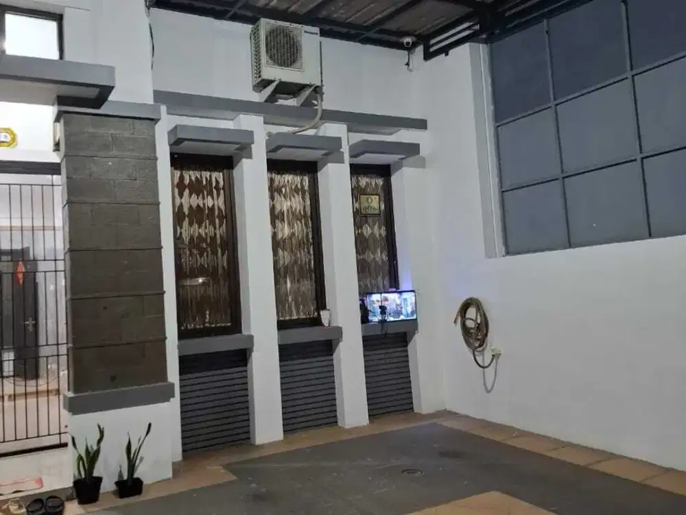 Dijual Cepat Rumah Siap Huni di di Cluster Aralia harapan indah
