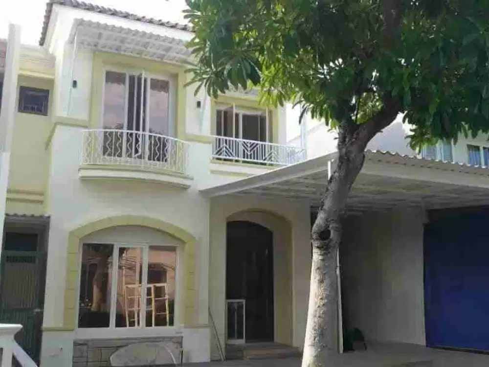 Dijual Rumah Wisata Bukit Mas
Royal Palais