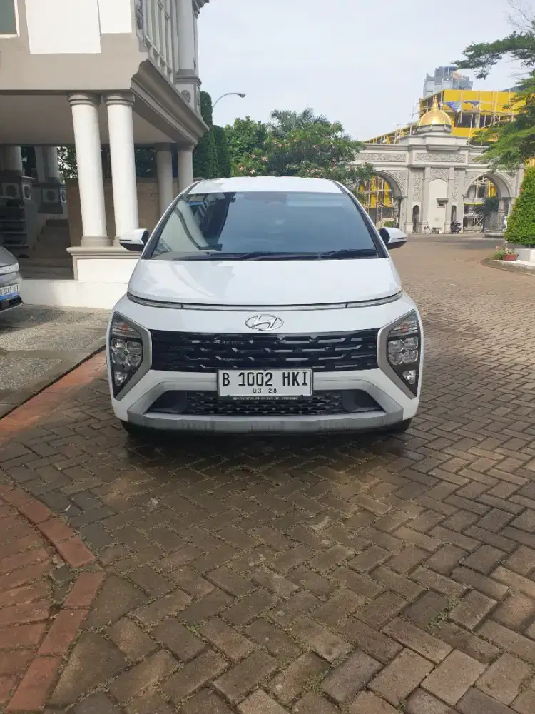 Mobil full original seperti baru