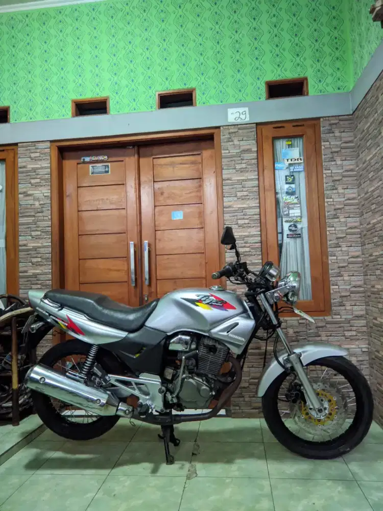 Honda Tiger thn.2002 asli silver restorasi