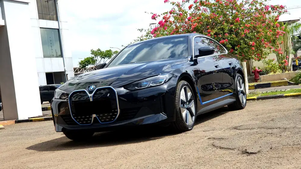 [ GARANSI 5TH ] BMW i4 i 4 eDrive35 eDrive 35 AT 2024/2025