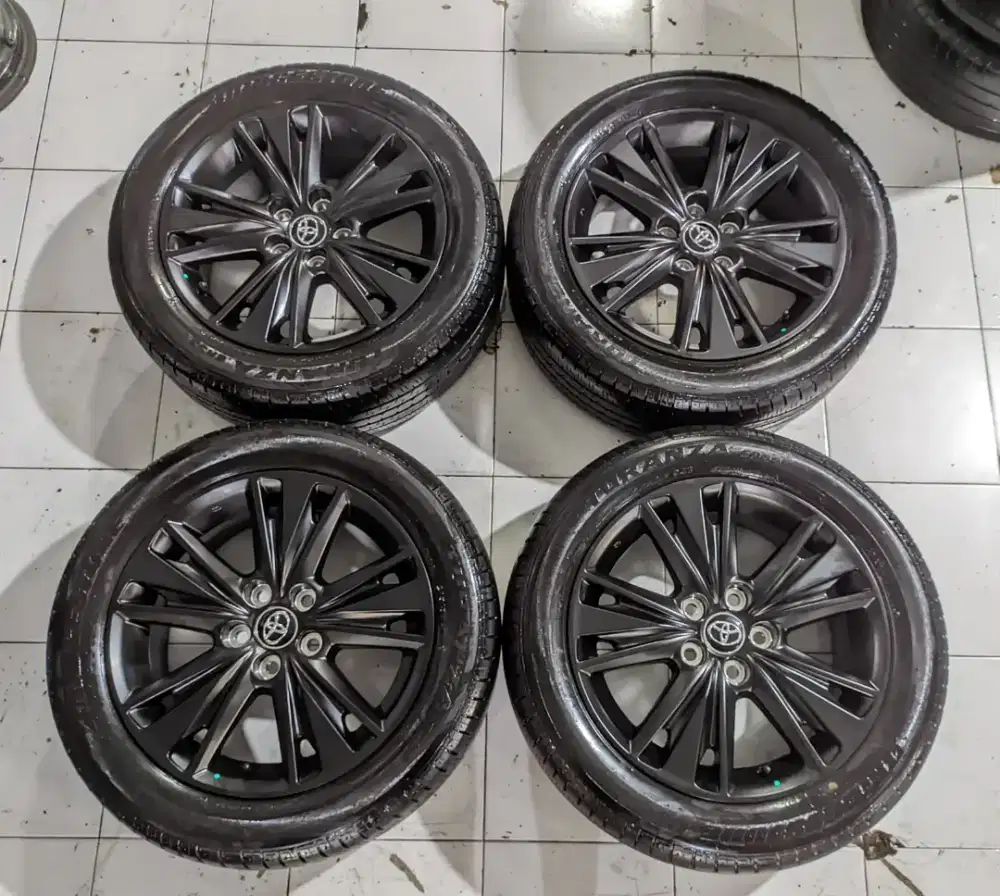 R17 Original venturer 100% Original+Ban TURANZA 90%