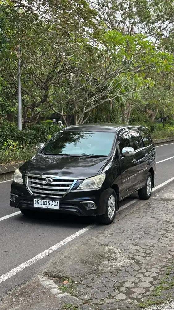 Toyota Kijang Innova 2009 Bensin