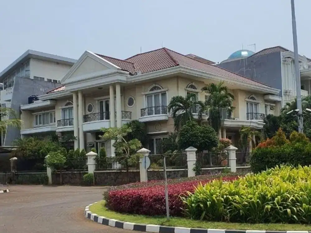 HRG MENARIK RUMAH VILLA GADING INDAH LT 780 LB 1500 POSISI HOOK MEWAH KELAPA GADING