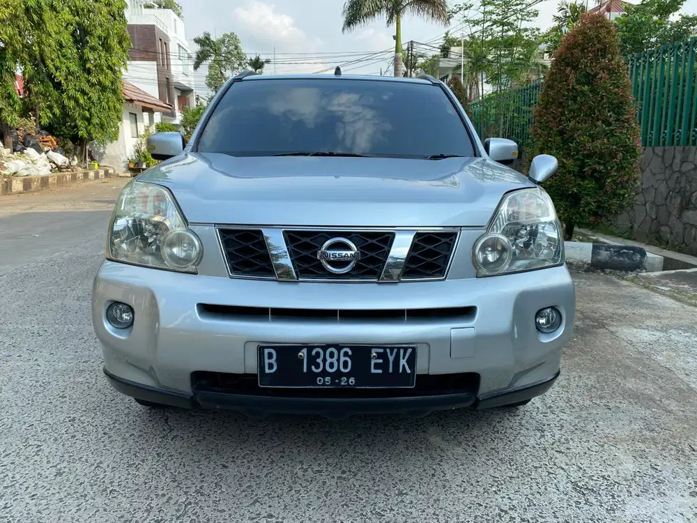 Nissan X-Trail 2010 Bensin