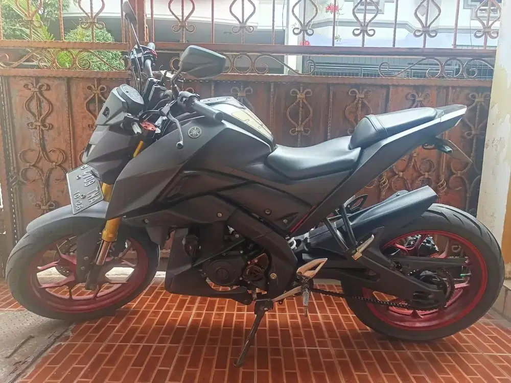 Yamaha Xabre 155 VVA 2016 Hitam Doff