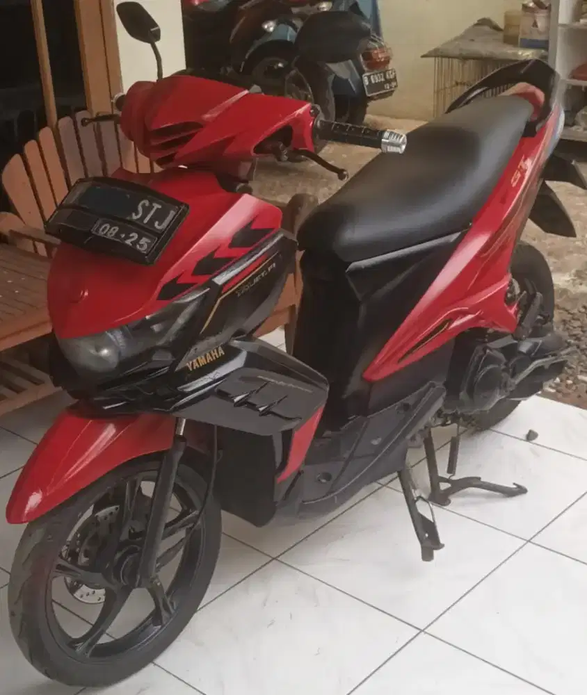 Yamaha Xeon GT  125cc warna Merah tahun 2015