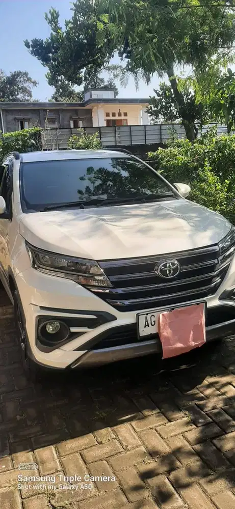 Rush GR S A/T White low km