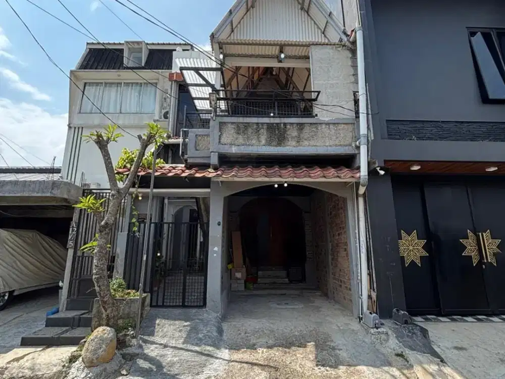 Rumah 3 Lantai Sentul View Gunung Pancar SHM Siap Huni Harga Nego