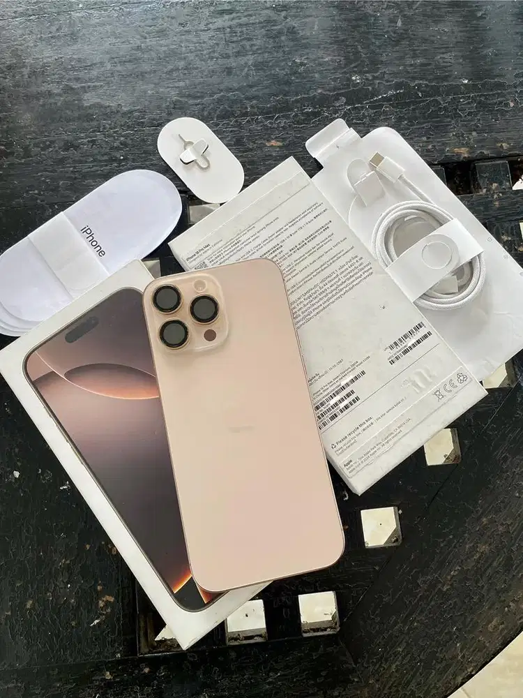 iPhone 16 Pro Max 256gb Bea Cukai Resmi Terdaftar (Garansi ON) Fullset