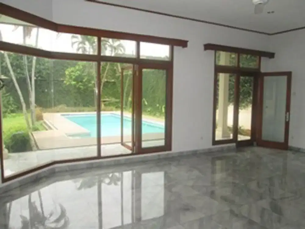 Dijual Rumah Bagus di Kebayoran Baru Jakara Selatan