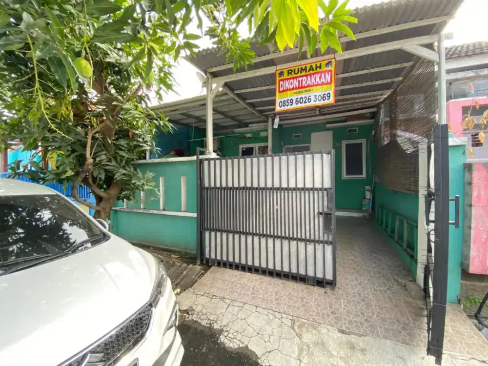 Di kontrakan Rumah Metro cilegon