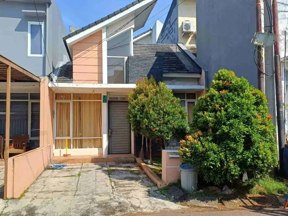 Di Sewakan Rumah Mungil, siap pakai, di Beranda Serpong Serua,