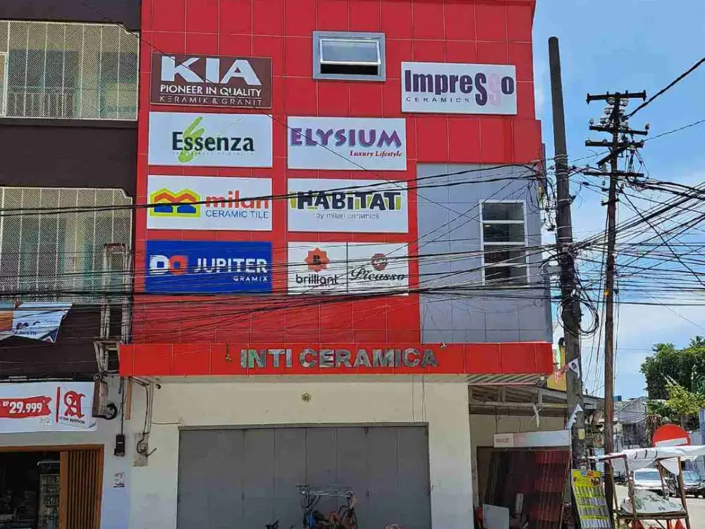 Ruko tengah kota lokasi strategis dekat Ahmad Yani