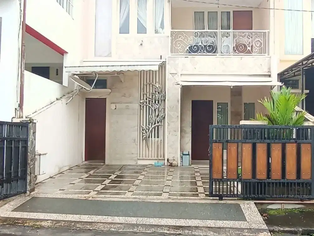 Villa Furnished Cantik Nyaman di Pesanggrahan Batu Area Wisata