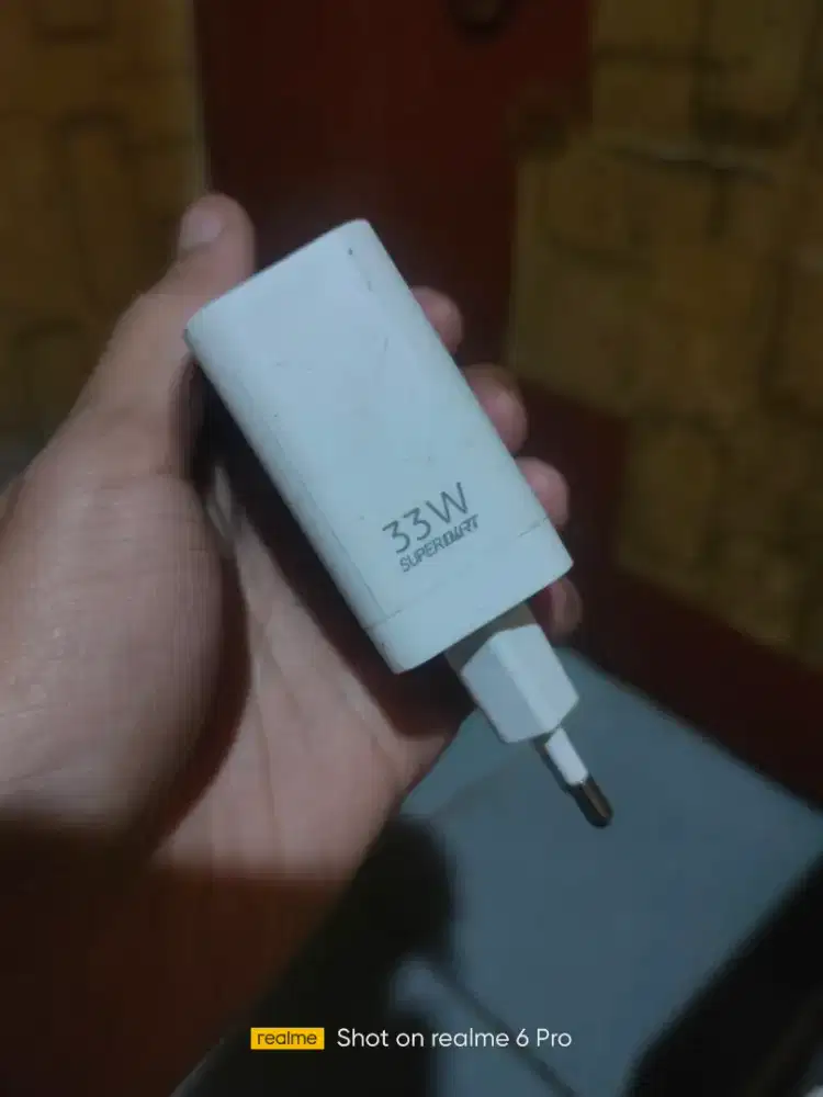 Charger Realme 33Watt