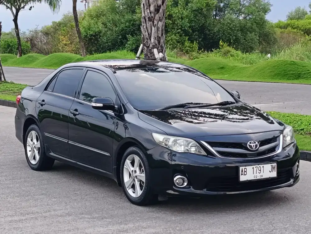 Altis V 2.0 2011 AT pmk 2010 PRIBADI