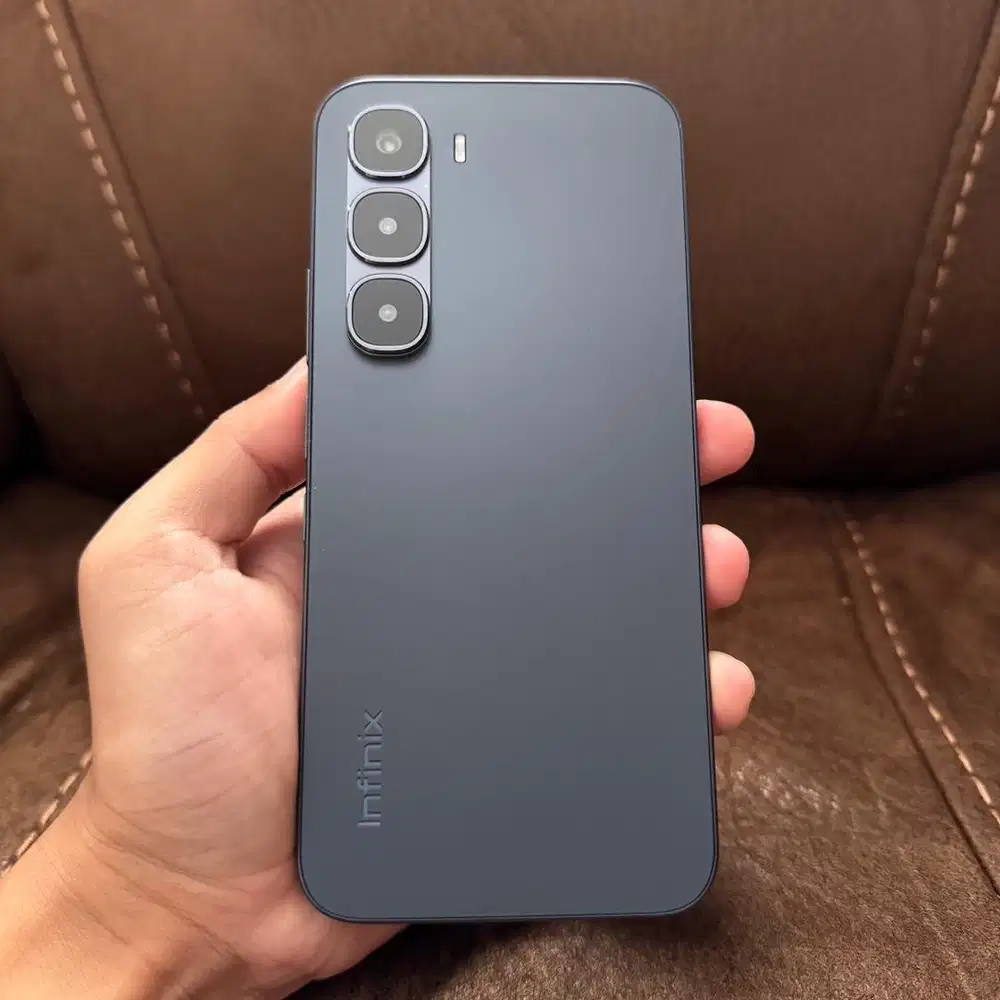 Infinix HOT 60 PRO 8/256 Hitam