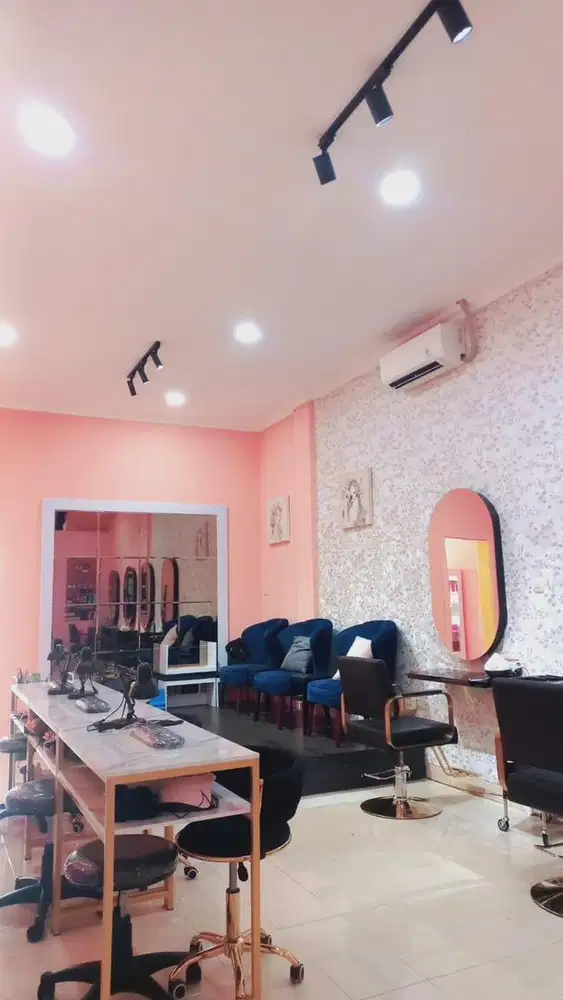 Dicari Therapis WAXING, Eyelash, Nails Menicure Pedicure