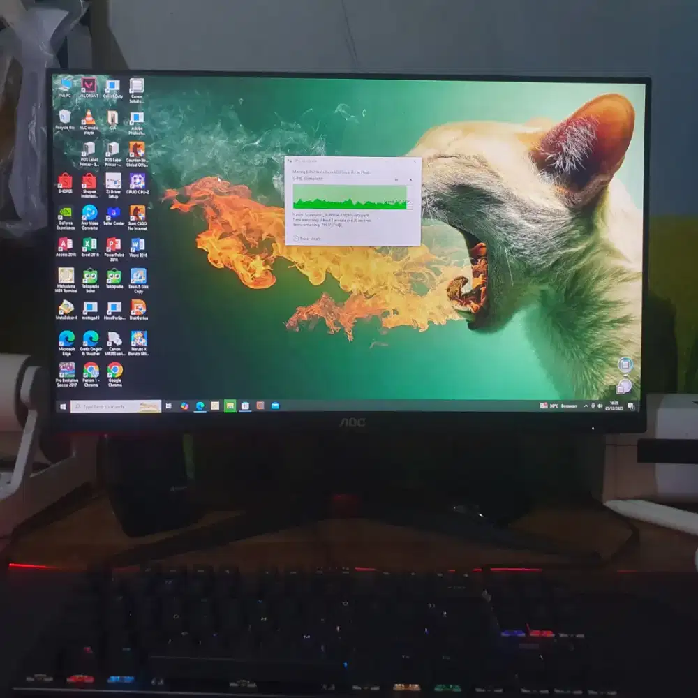 Komputer/monitor Merk Aoc 24 in