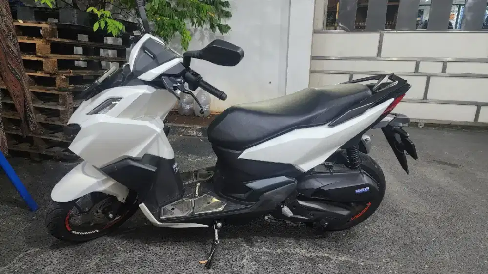 KM Baru 2.000an Mulus seperti baru honda vario 160 cbs sp 2025