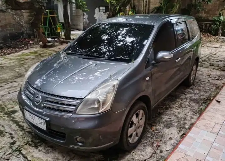 Nissan Grand livina 2008 Bensin