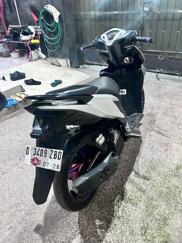 HONDA VARIO 125 KZR