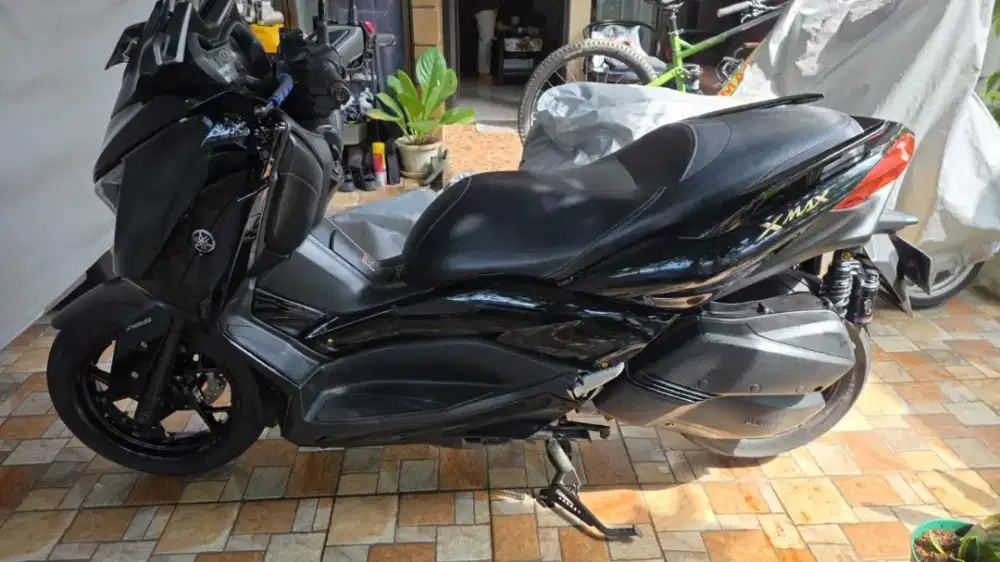 Yamaha X MAX ISTIMEWA