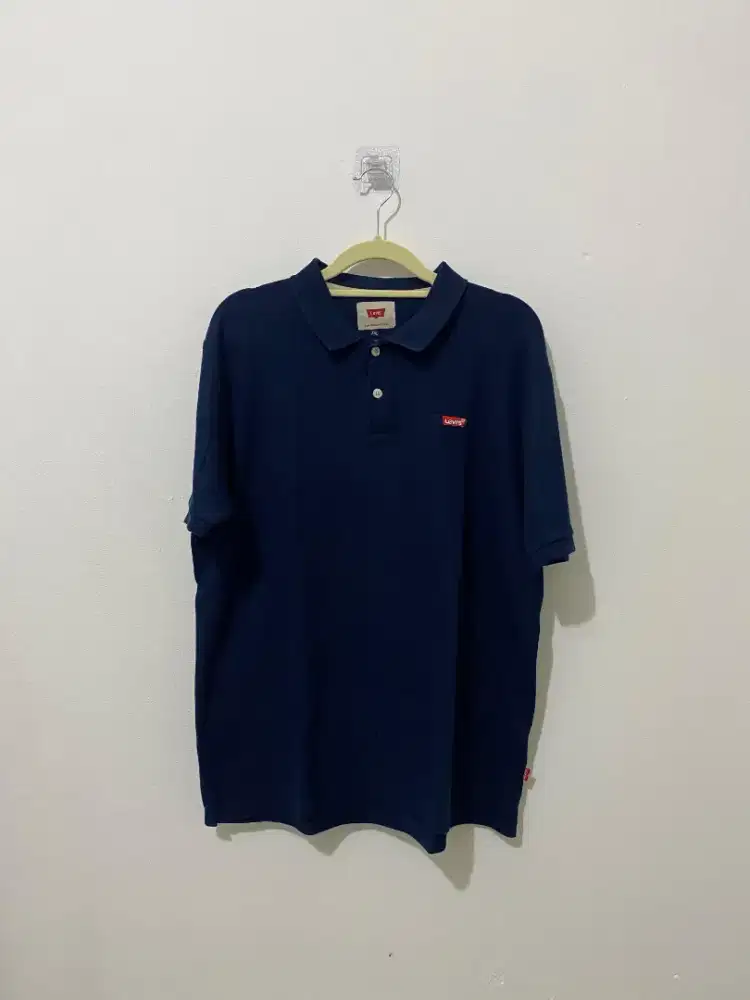 Preloved - Levi's Men's Housemark Polo Shirt