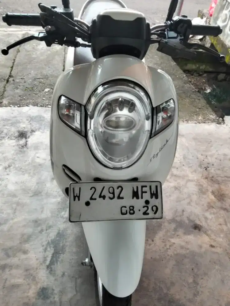 Honda  Scoopy THN 2019 plat w sda