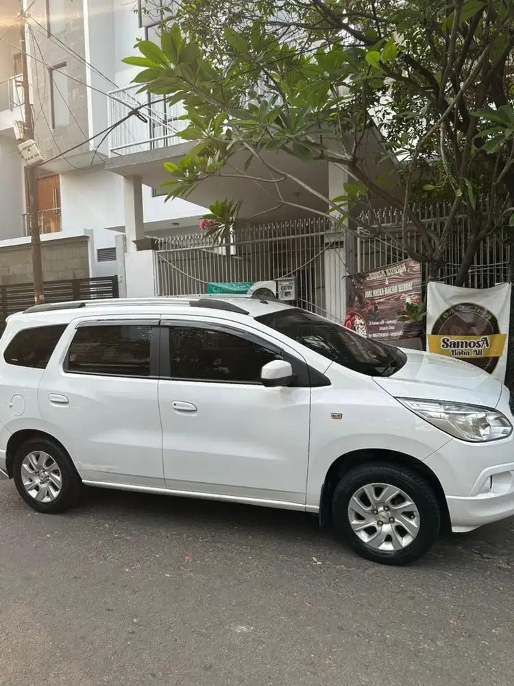 Jual mobil masi bagus