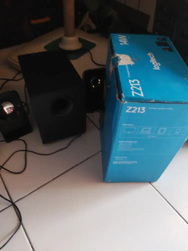 Speaker Logitech z213