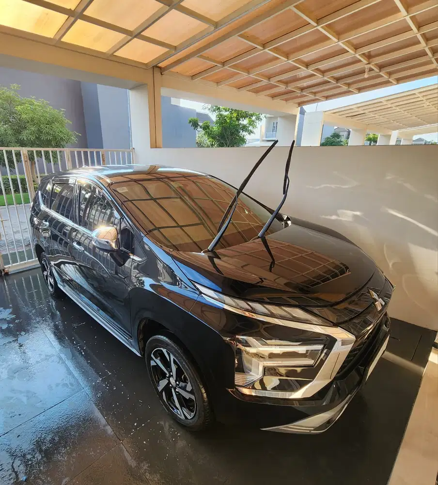 Xpander Ultimate 2023 NIK 2022 Km 21.000 beli dari baru nama saya sdri