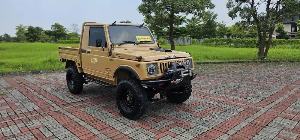 Jimny Stockman Pickup 4x4 thn 1985 ,mesin 1500cc DOHC , Antik  langka