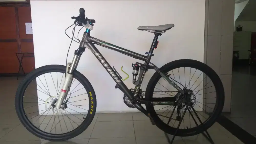 Sepeda Gunung United Patrol Double Shock