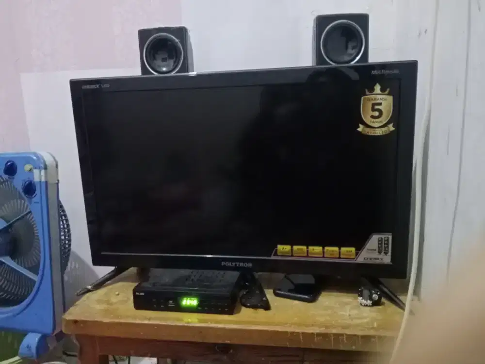 Jual tv second merek polytron