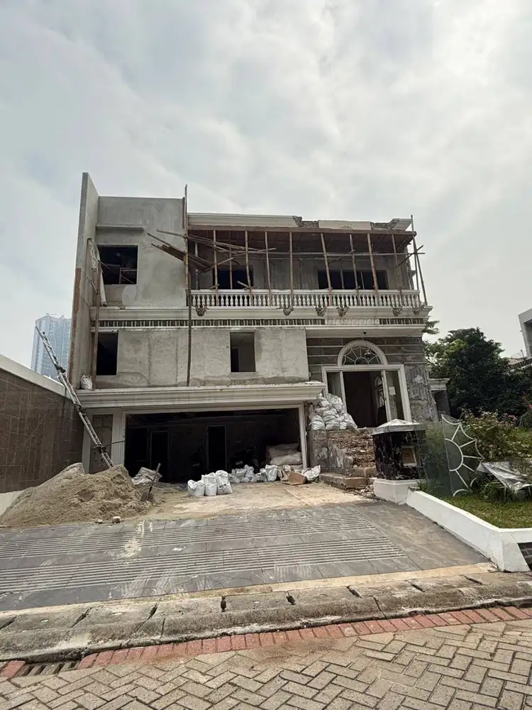 Rumah gold coast pik dijual