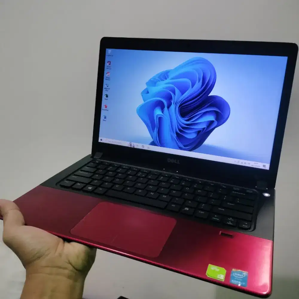 Core i7 Dual VGA NVDIA GeForce DELL VOSTRO Laptop Gaming Rendering