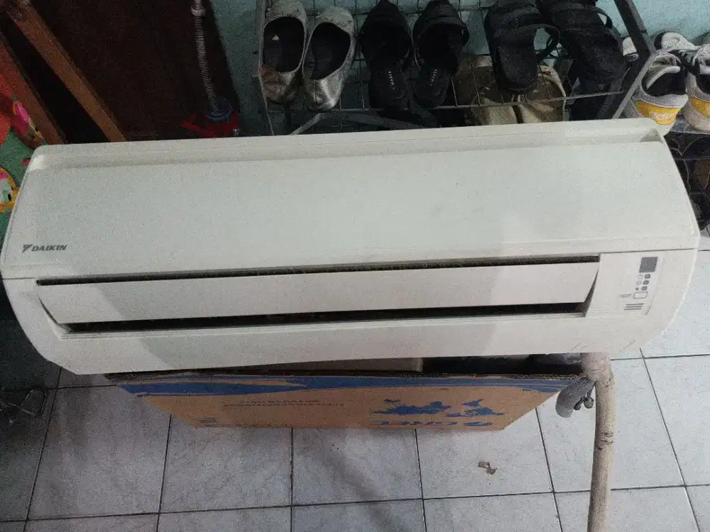 Jual AC Daikin 1/2pk