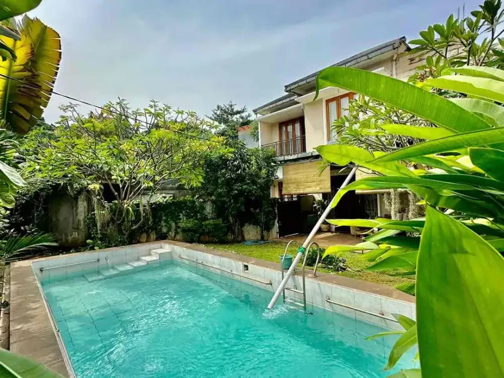 Rumah mewah lebak bulus cilandak dekat MRT, lokasi premium & siap huni