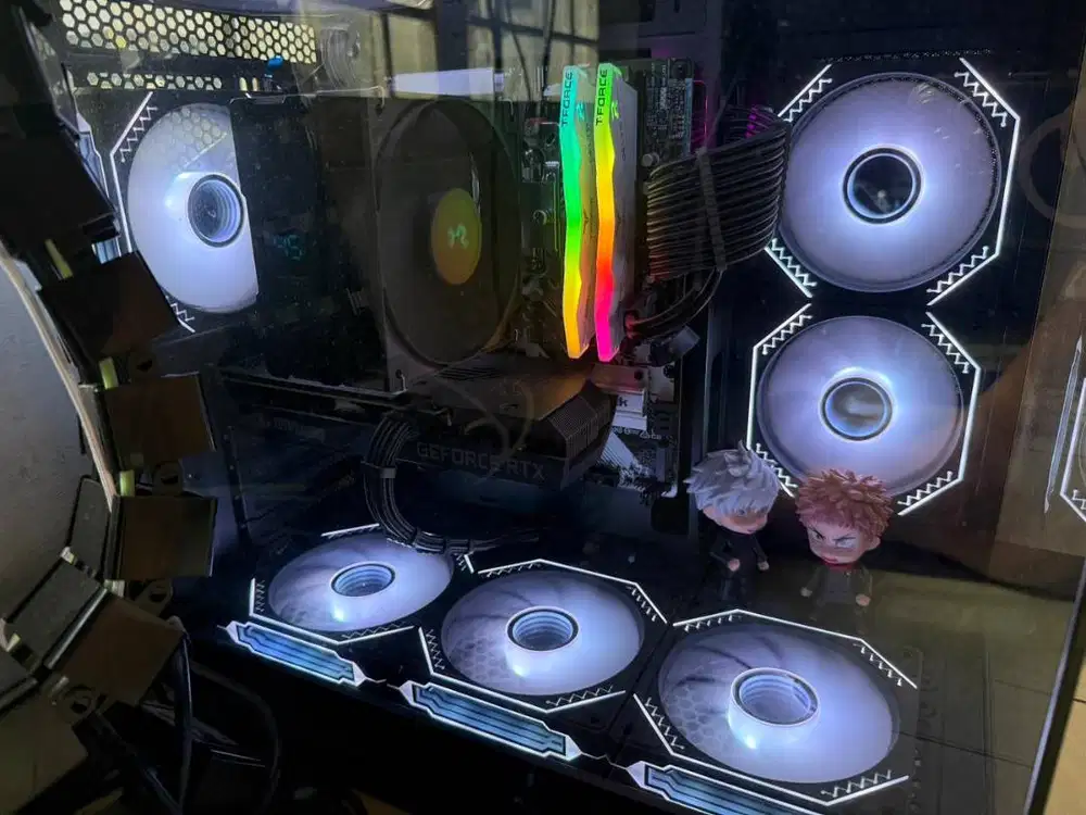 PC LENGKAP KONTEN KREATOR