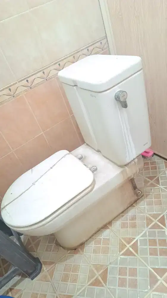 WC duduk TOTO Evasion Putih Wc Toilet murah Kamar mandi renov bangunan