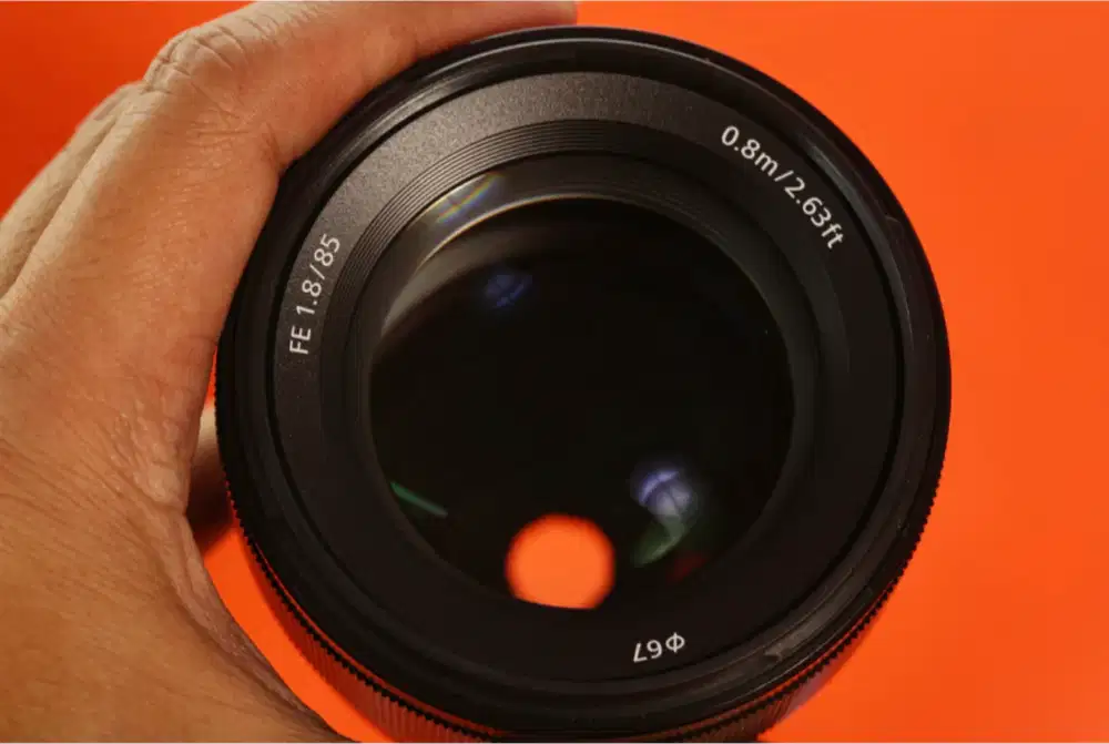 DI JUAL LENSA SONY FE 85 MM 1;8 1 thn pemakean