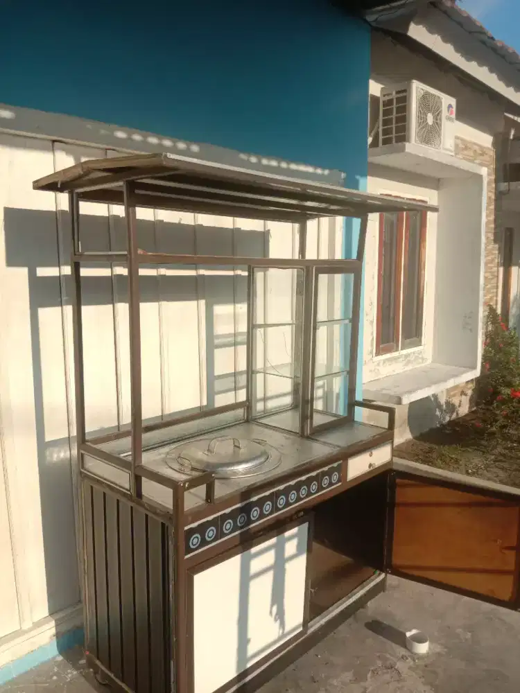 Dijual Gerobak include dandang