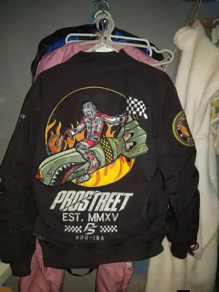 Bomber warlord prostreet