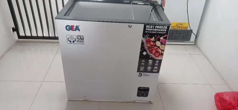 FREEZER GEA 200 L