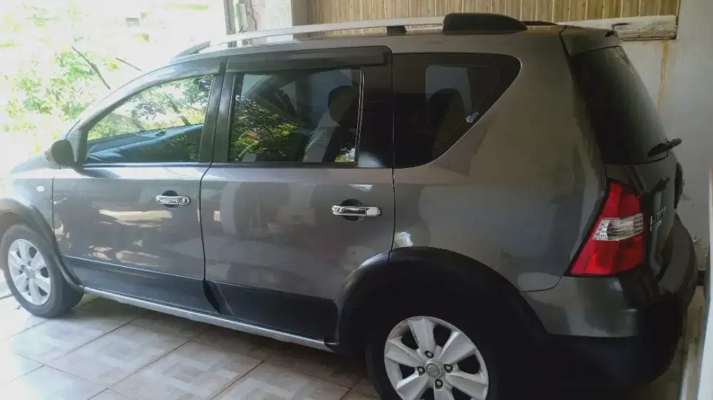 Nissan grand Livina x gear manual 2012